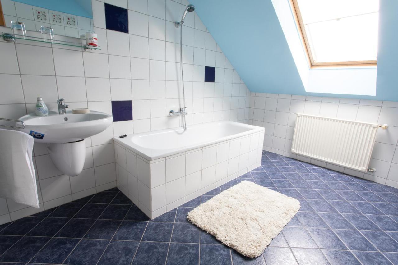 Aida Sport Apartman Eger Buitenkant foto